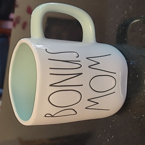 🩷Rae Dunn Bonus Mom Mug - Picture 1 of 4